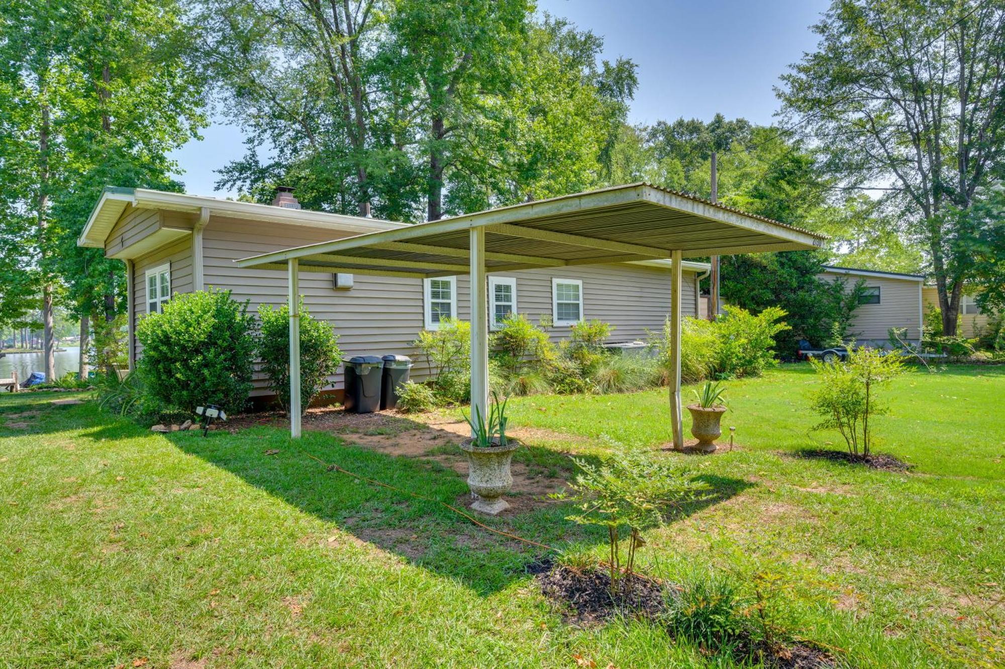 Lake Sinclair Crooked Creek Cottage With Fire Pit! Eatonton Extérieur photo