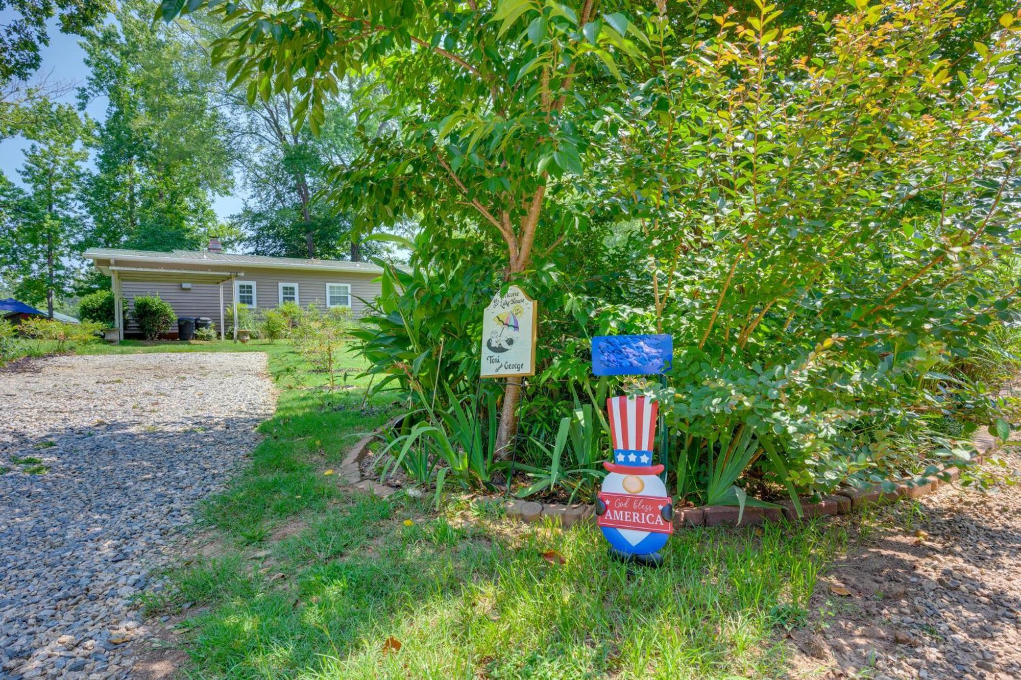 Lake Sinclair Crooked Creek Cottage With Fire Pit! Eatonton Extérieur photo